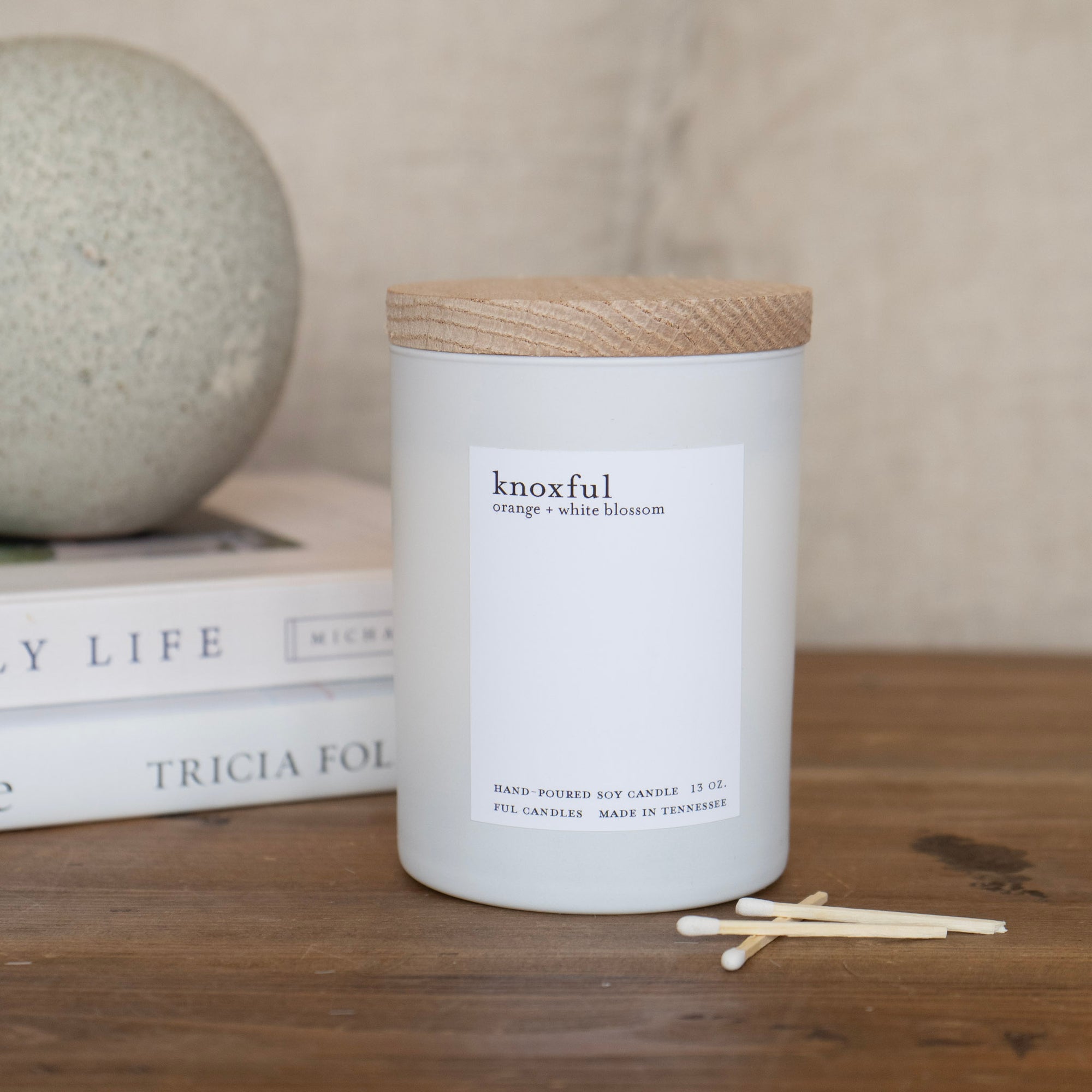 Knoxful Double Wick White Candle