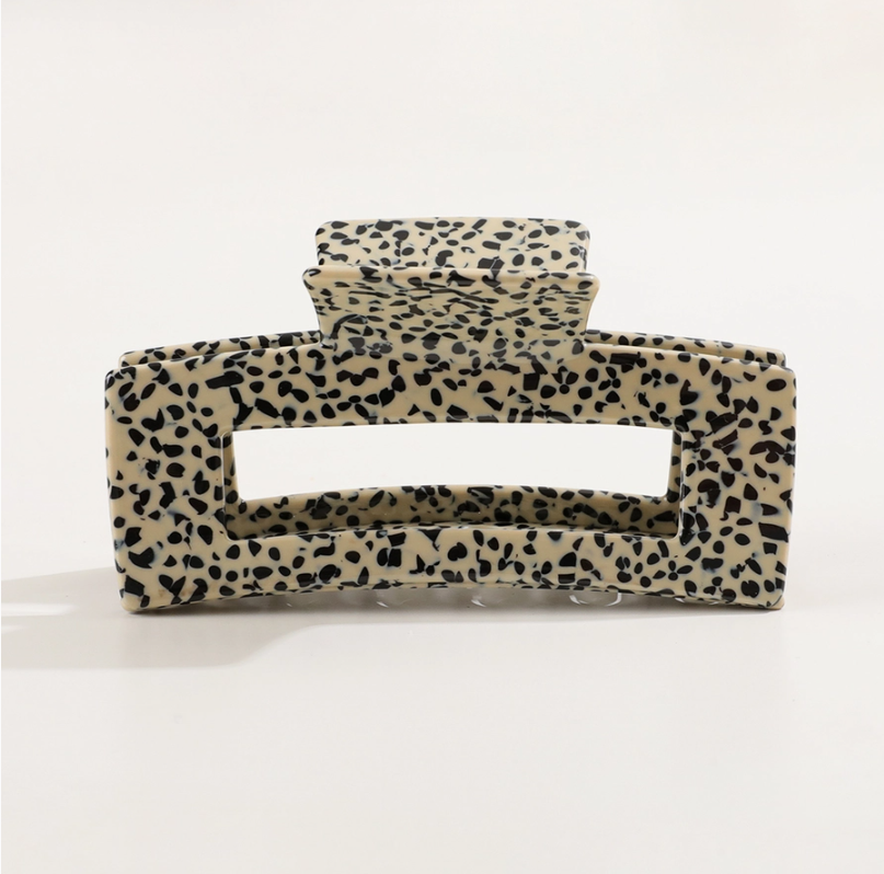 Luna Large Rectangular Claw Clip