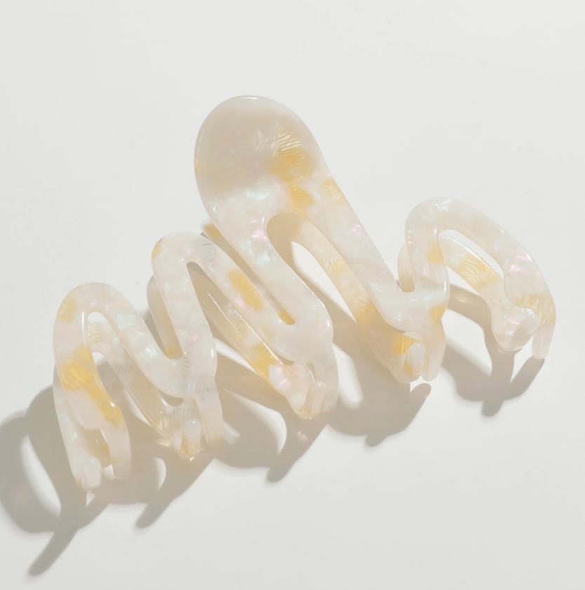 Willow Spring Large Squiggle Claw Clip