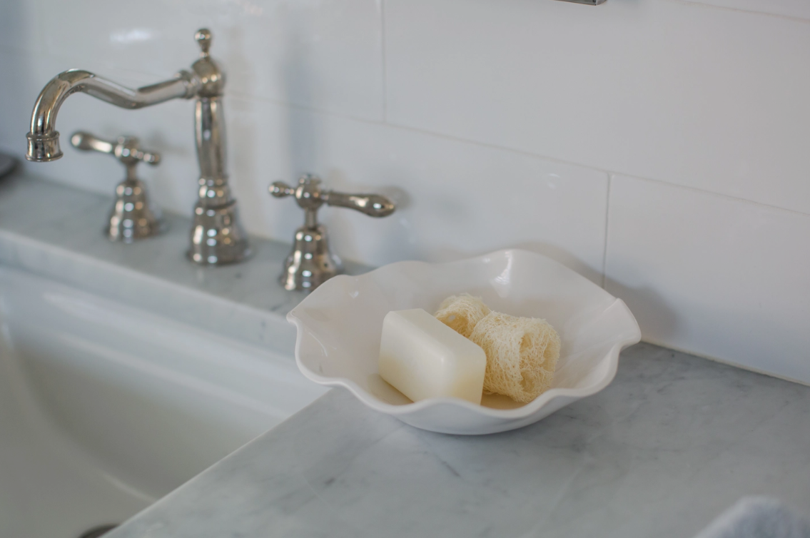 9.5" Small Wavy Bowl