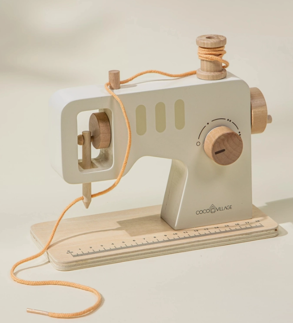 Wooden Sewing Machine Playset