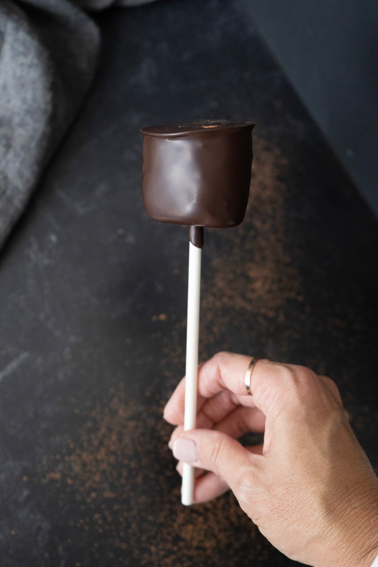 Marshmallow Dream Pop, Dark Chocolate