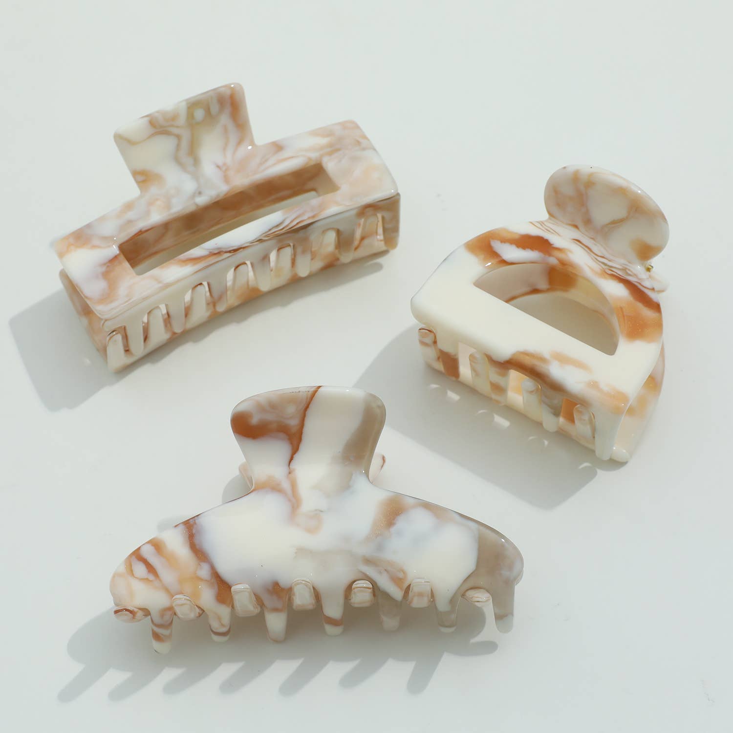 Calacatta Gold Claw Clips Assorted