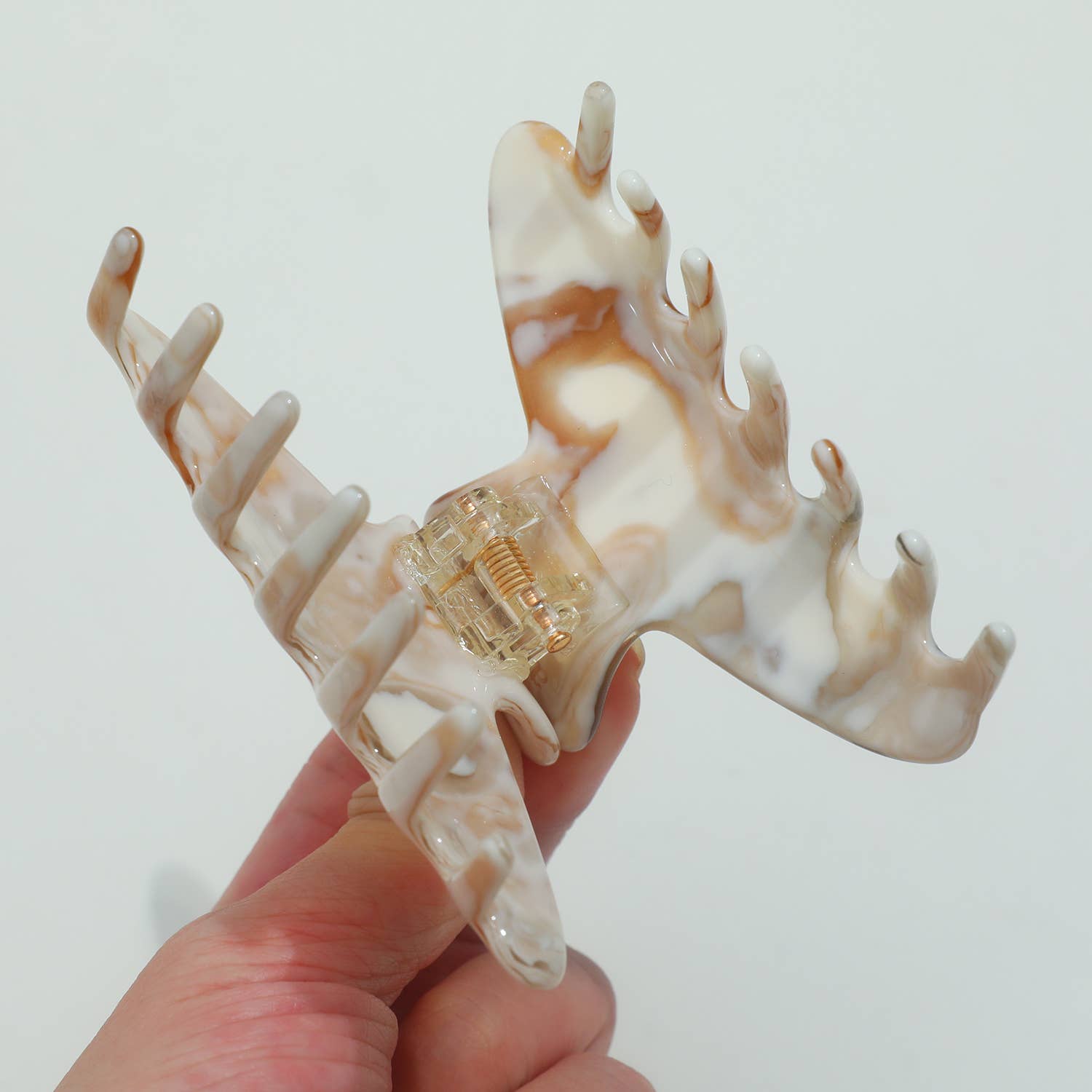 Calacatta Gold Claw Clips Assorted
