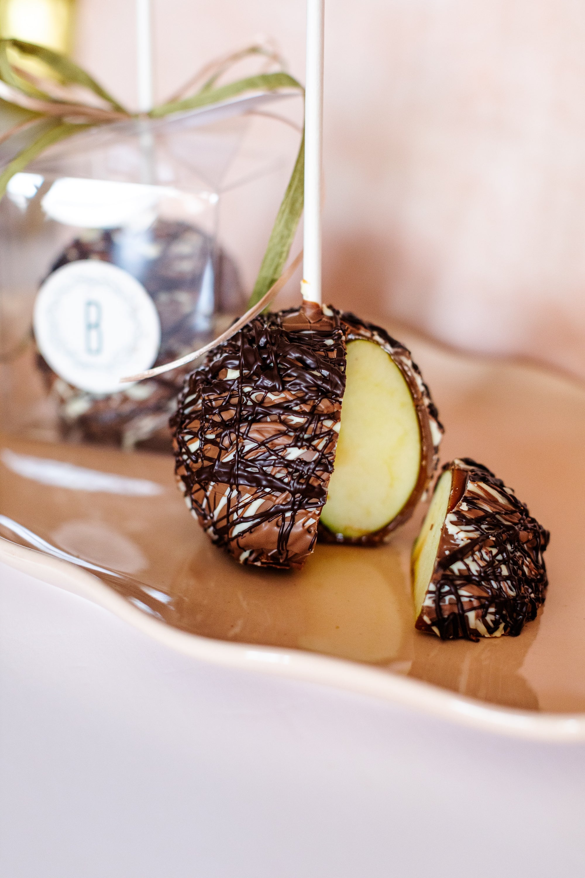 Oct 16/17: Pre-Order Chocolate + Caramel Apples