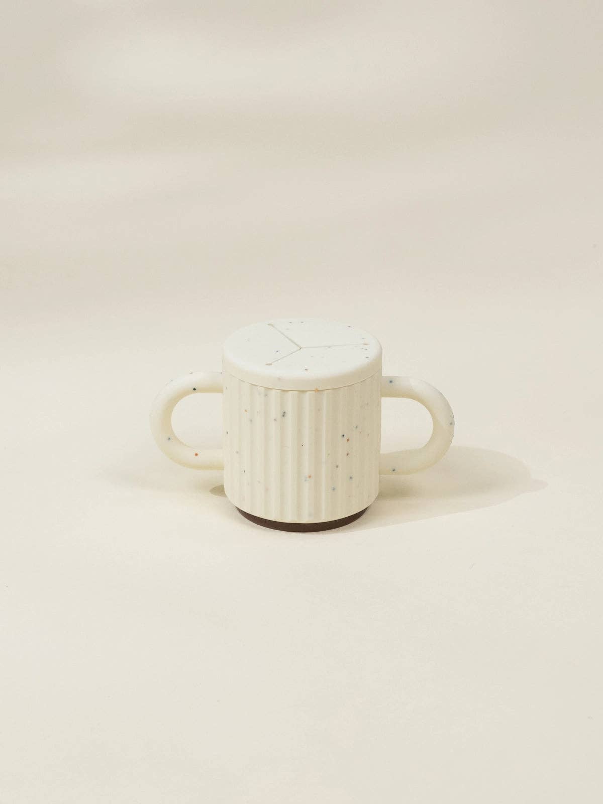 Pottery Style Silicone Snack Cup with Handles
