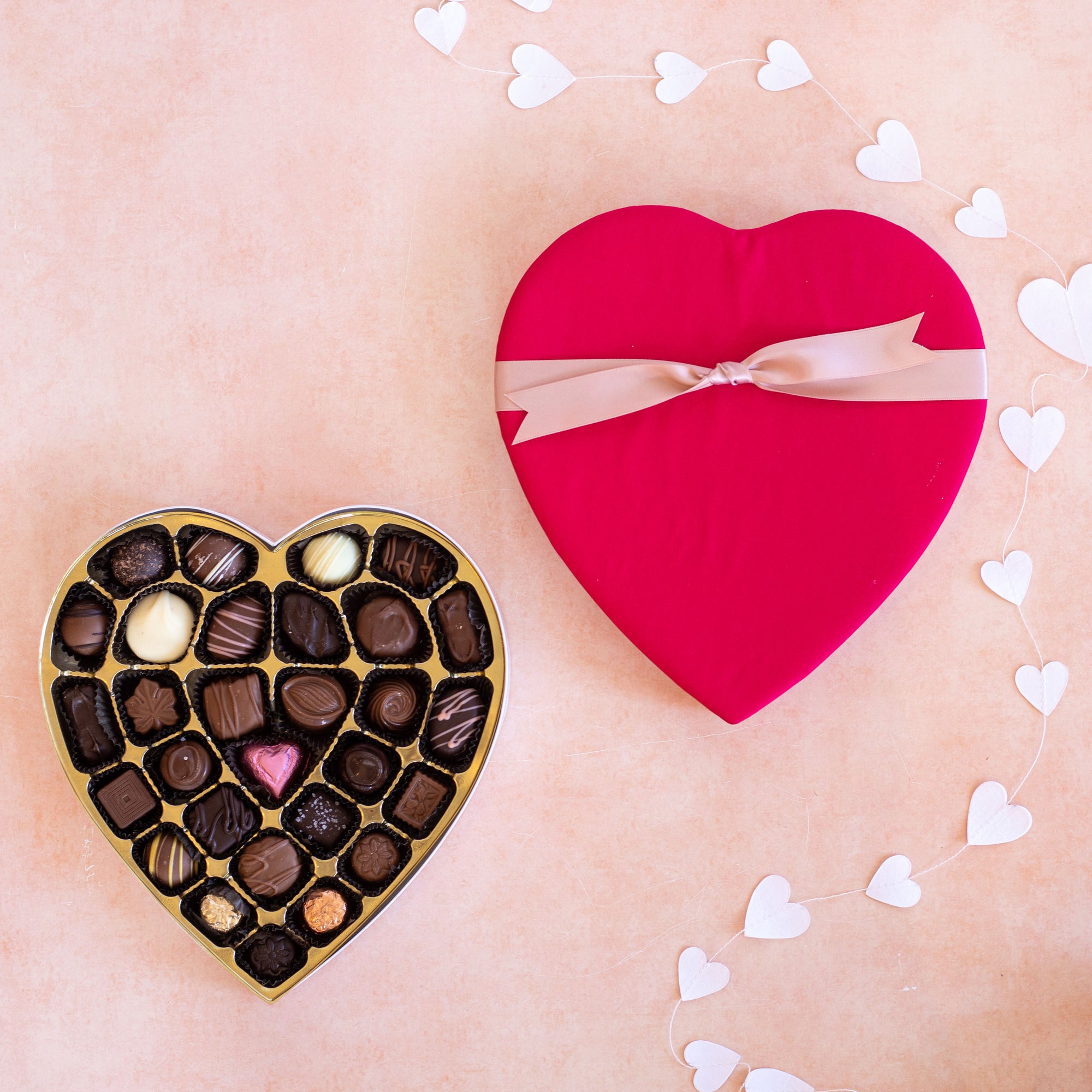 Large Signature Heart Chocolate Box